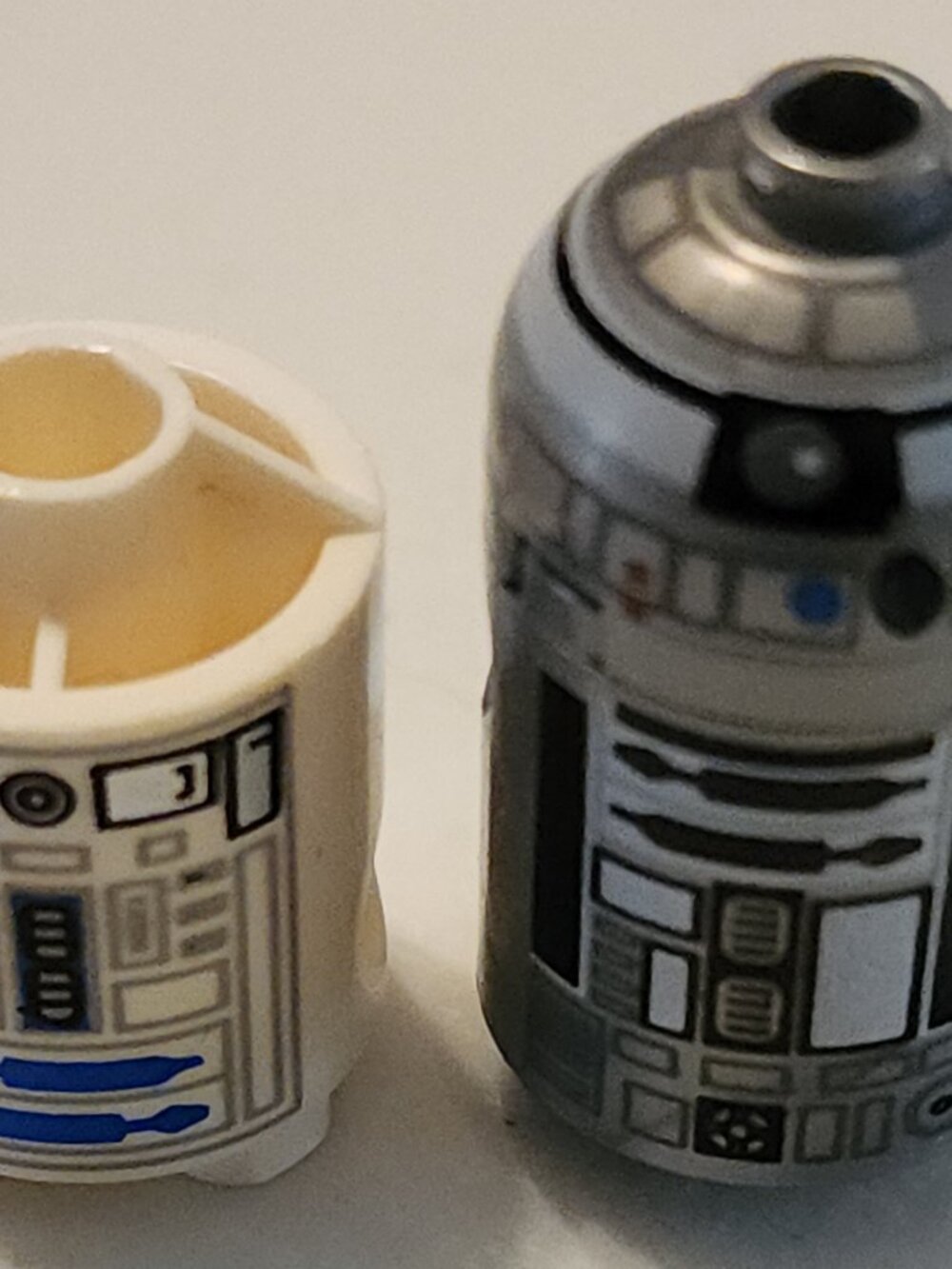 Lego Star Wars R2-D2 ~~ R5-D4 ~~ R3-D5 Minifigures R2-Q2 Body Only - Picture 16 of 16